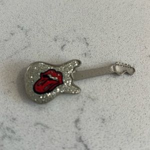 Rolling Stones pin with glitter front collectible